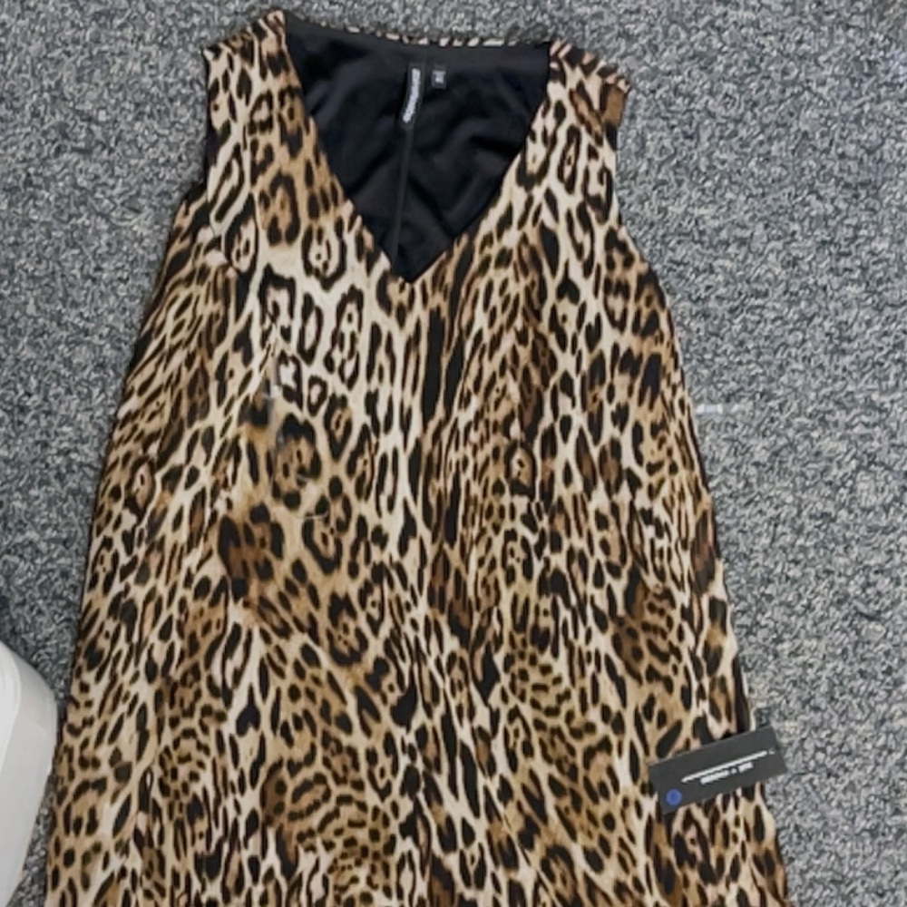 Zoe + Phoebe Animal Print Dress Sz XL Flowing Bottom Light Weight